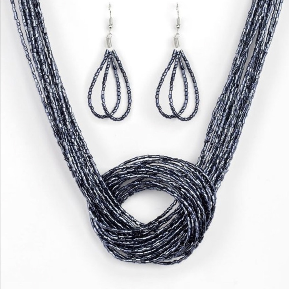 PAPARAZZI NECKLACE